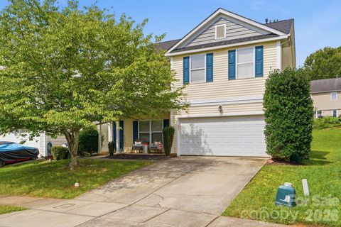 Photo of 8619 Earthenware Drive, Charlotte, NC 28269 (MLS # 4380689)