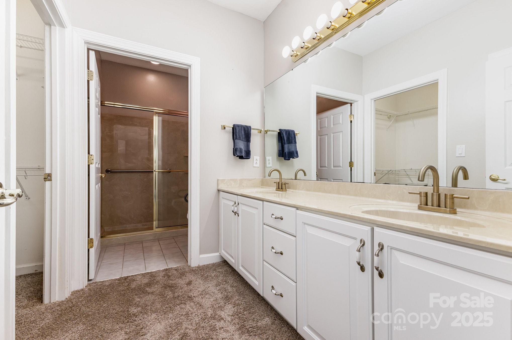 The Glen at Highland Creek - Residential