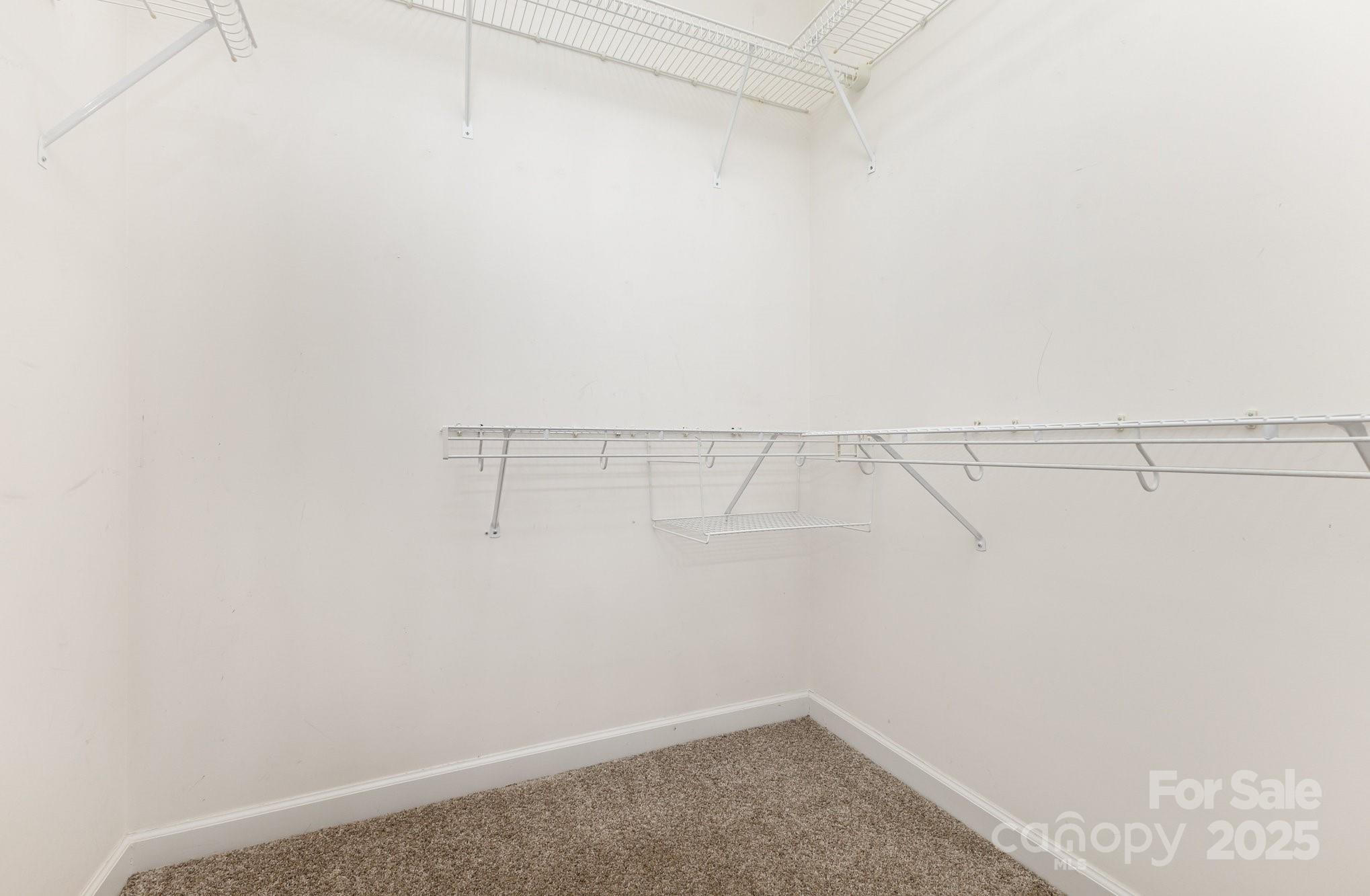 The Glen at Highland Creek - Residential