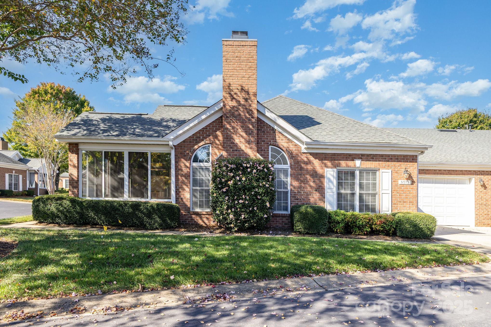 The Glen at Highland Creek - Residential