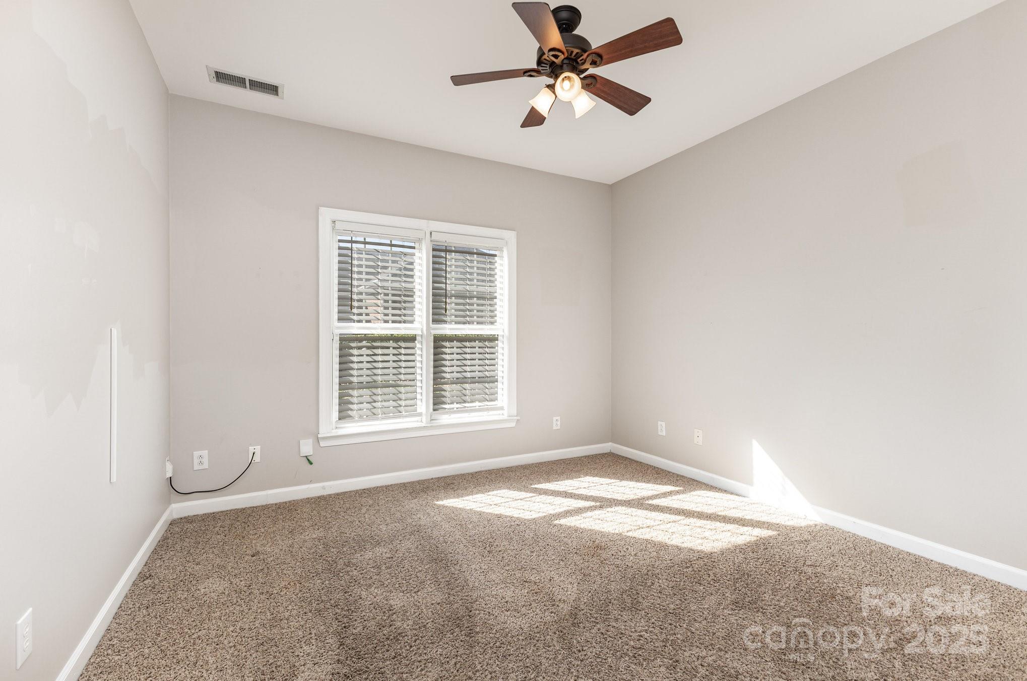 The Glen at Highland Creek - Residential