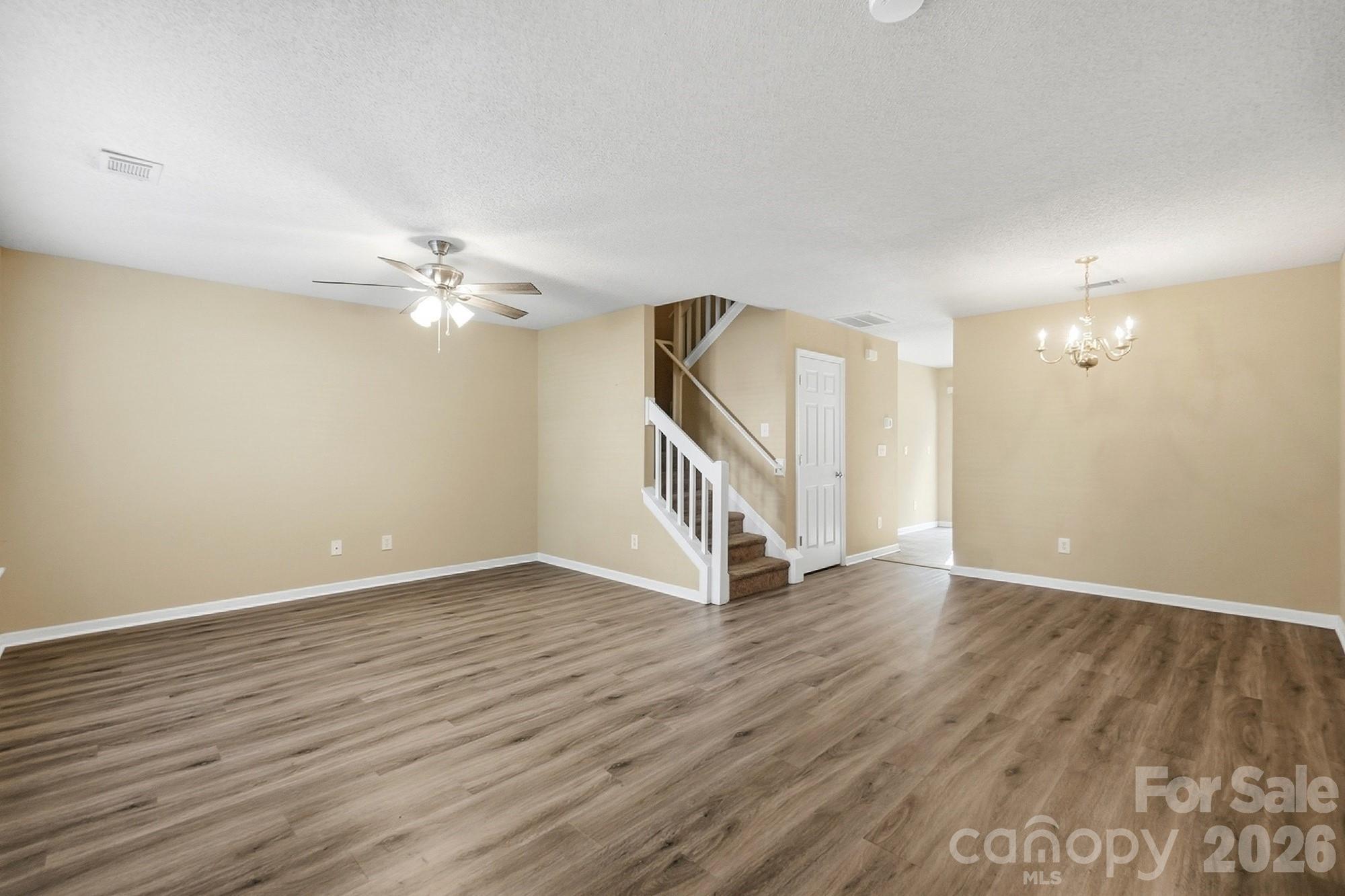 11214 Grass Field Road