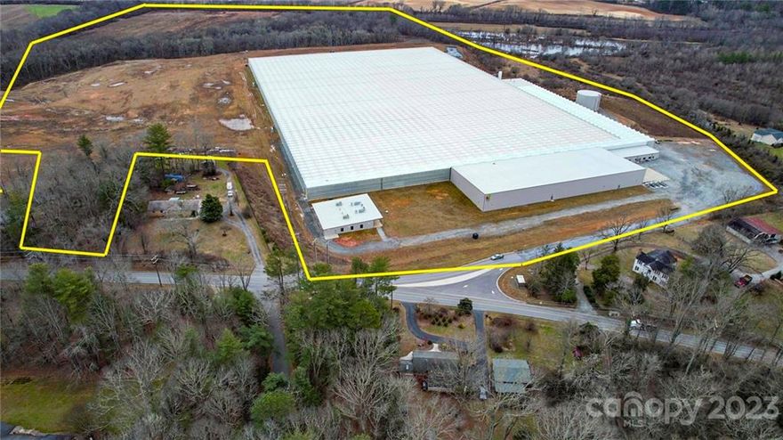 Hydroponics Greenhouse Operation in Mills River.  Fully equipped complex.  Total of 836,816/sf of Greenhouse with a 48-person Bunk House, parking area and office.  121.3 acres site with some flood plain on the river side of the property.  Square footage is taken from the Henderson County Tax Record and must be verified by buyer.  FIRST CLASS FACILITY FOR GROWING CROPS.