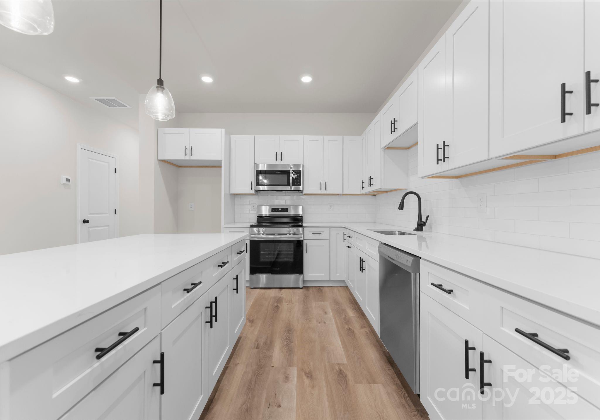 2825 New Pineola Road 7A