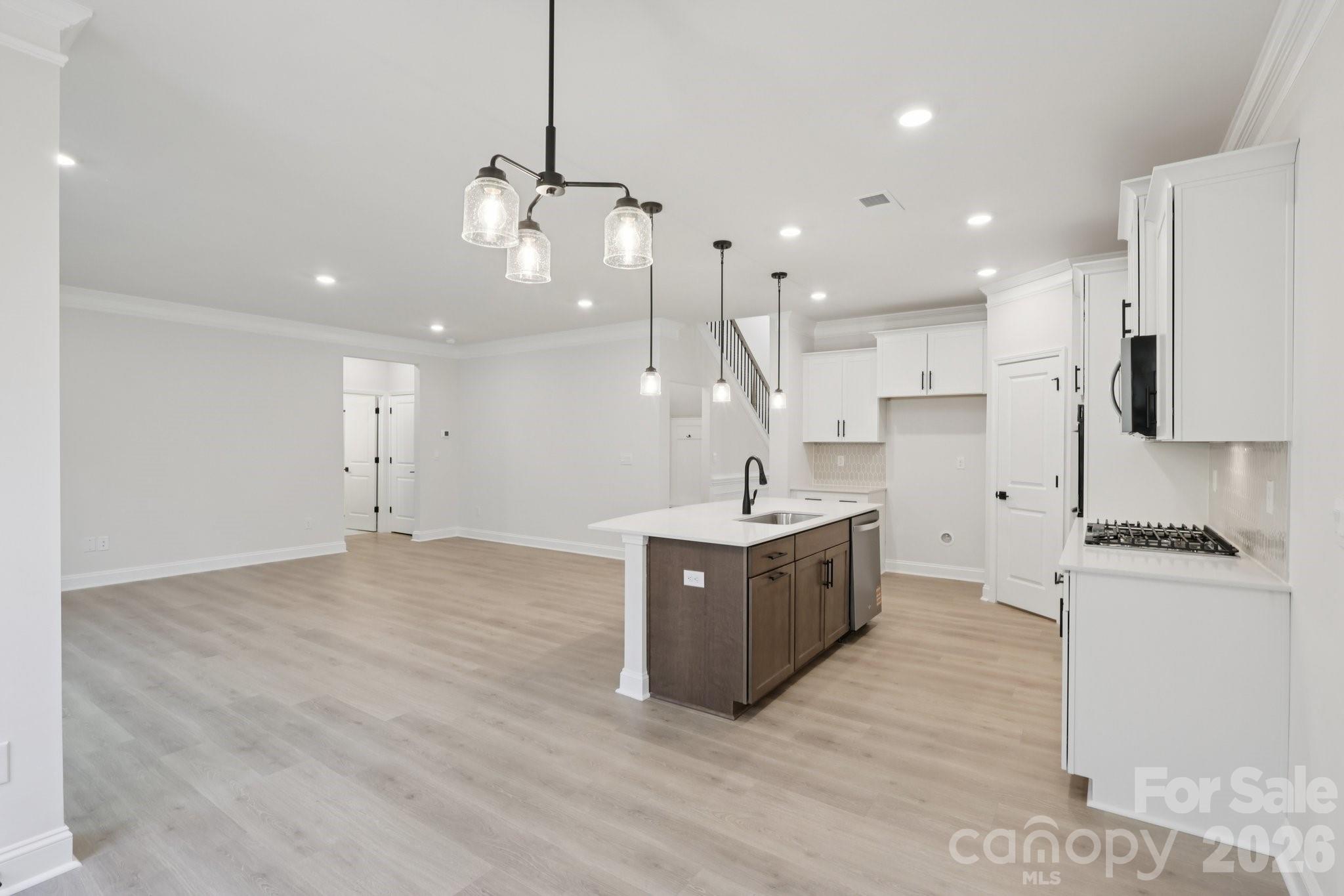 Falls Cove at Lake Norman - Residential