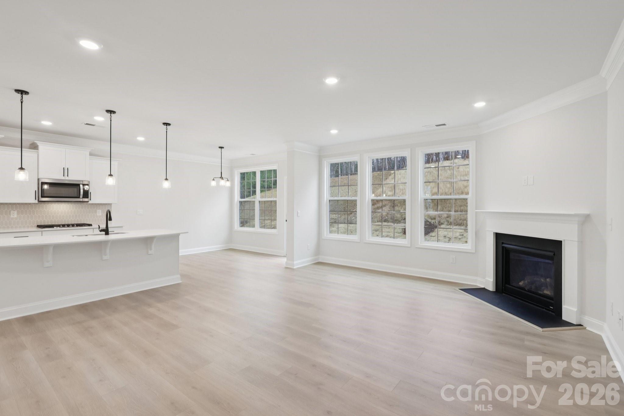 Falls Cove at Lake Norman - Residential