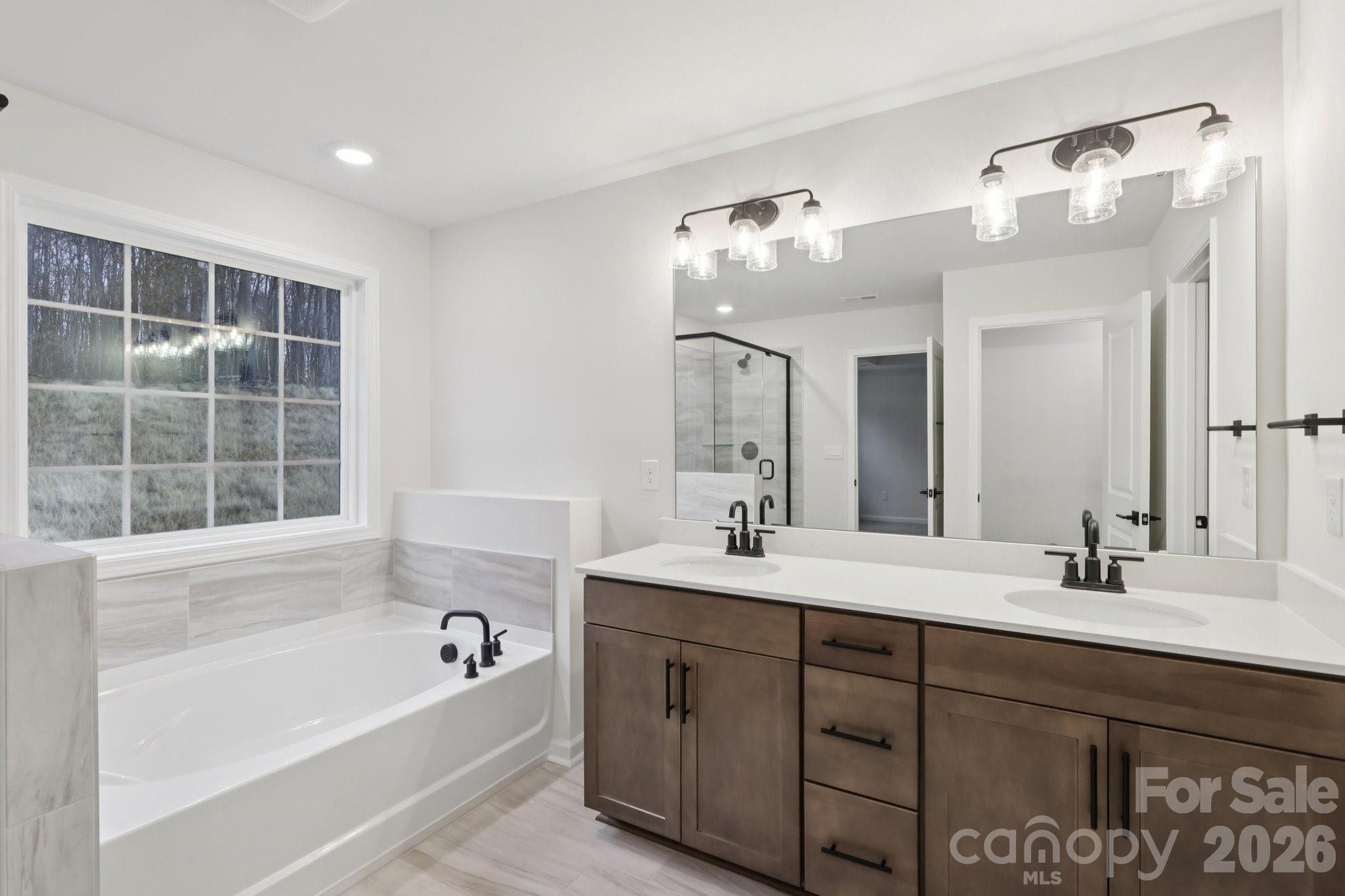 Falls Cove at Lake Norman - Residential