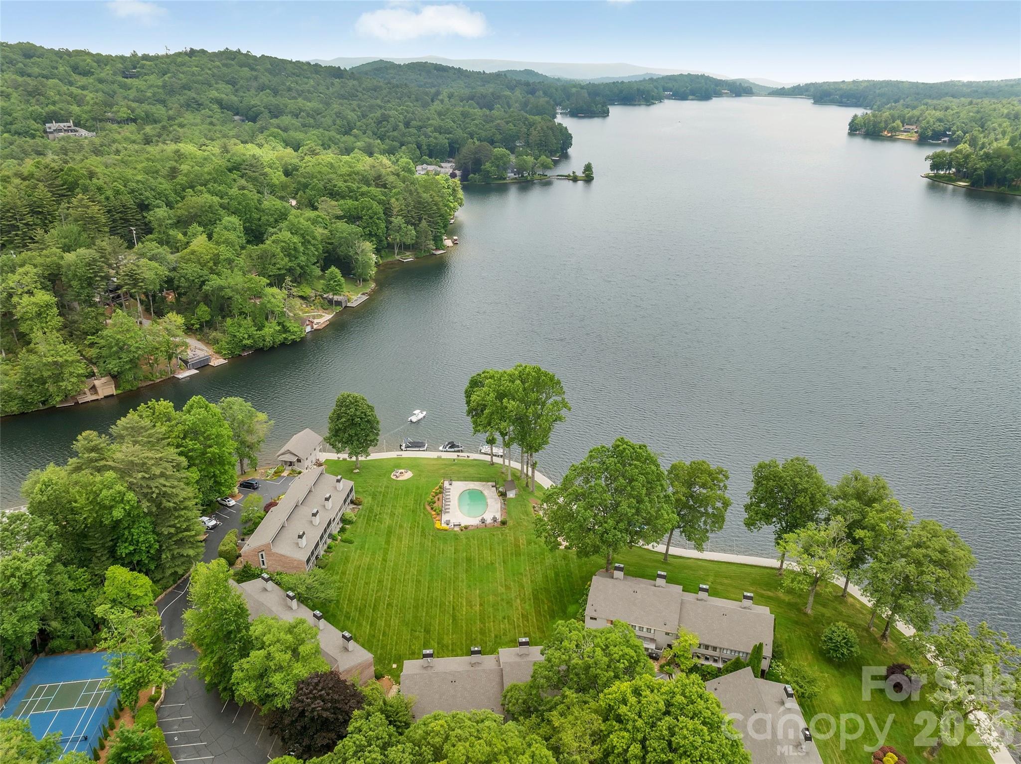 Lake Toxaway Estates - Residential