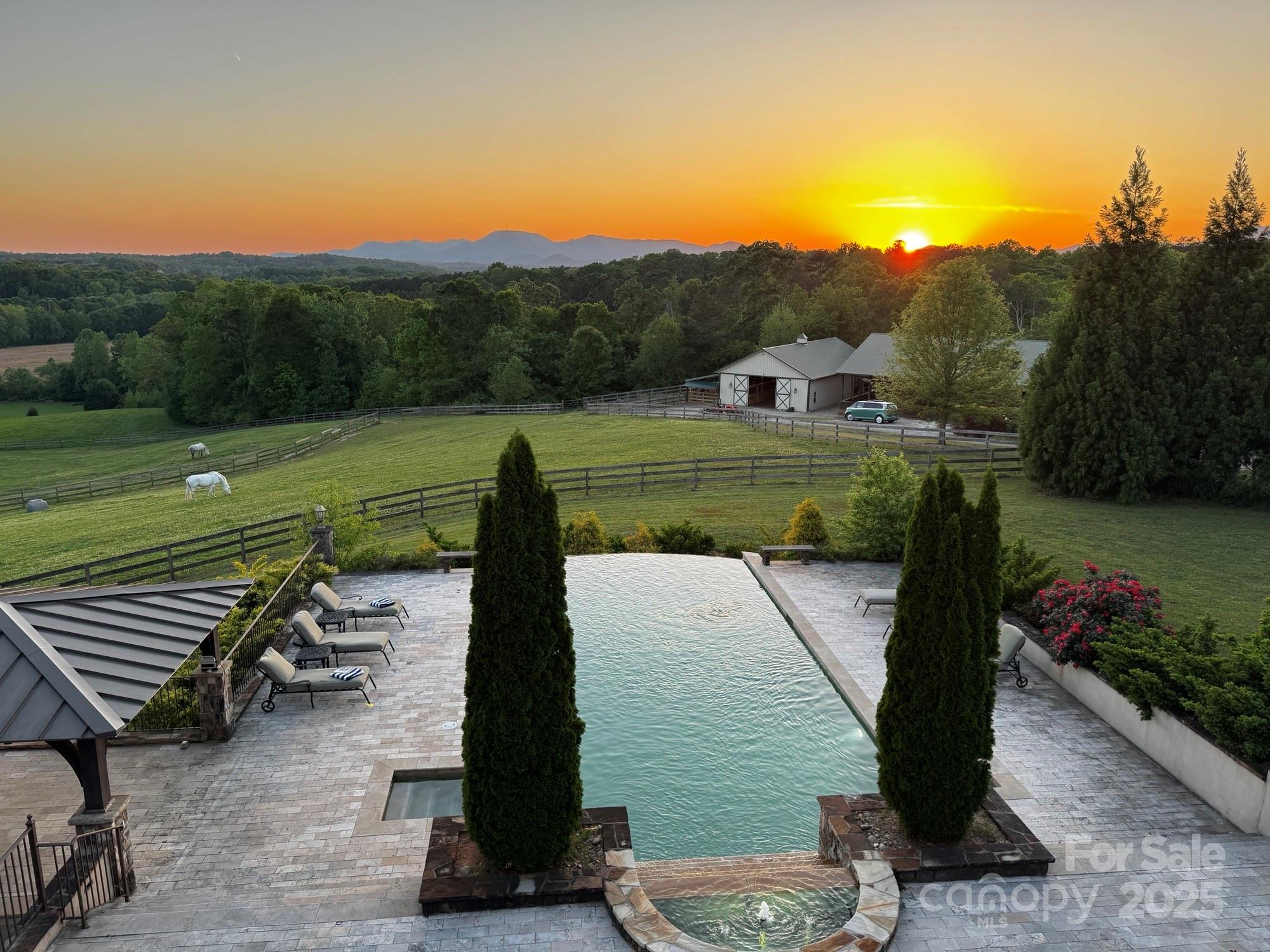 Caroland Farms - Residential