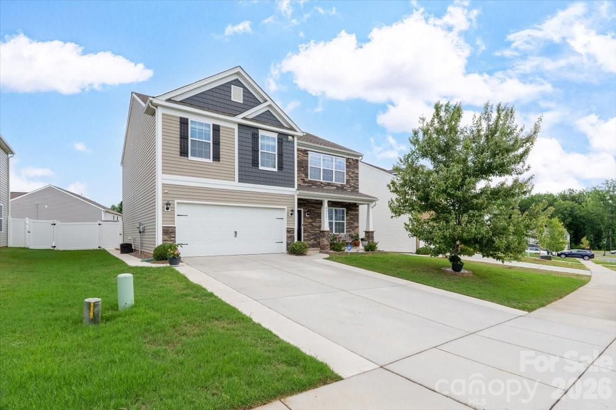 8022 Rowling Drive