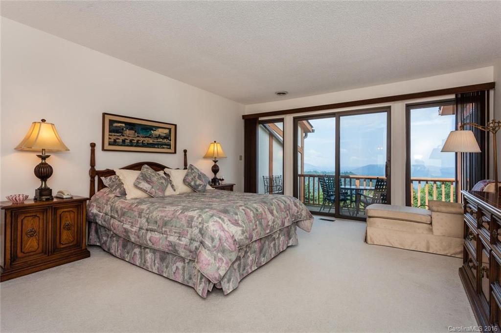 Fleetwood Plaza - Residential