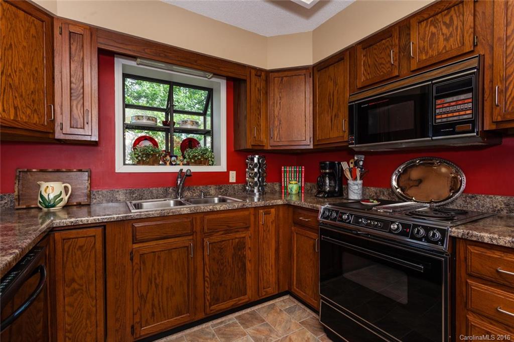 Fleetwood Plaza - Residential