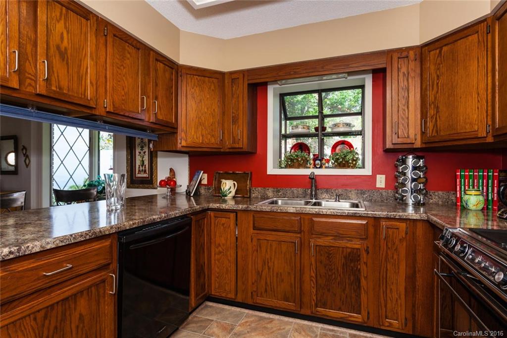 Fleetwood Plaza - Residential