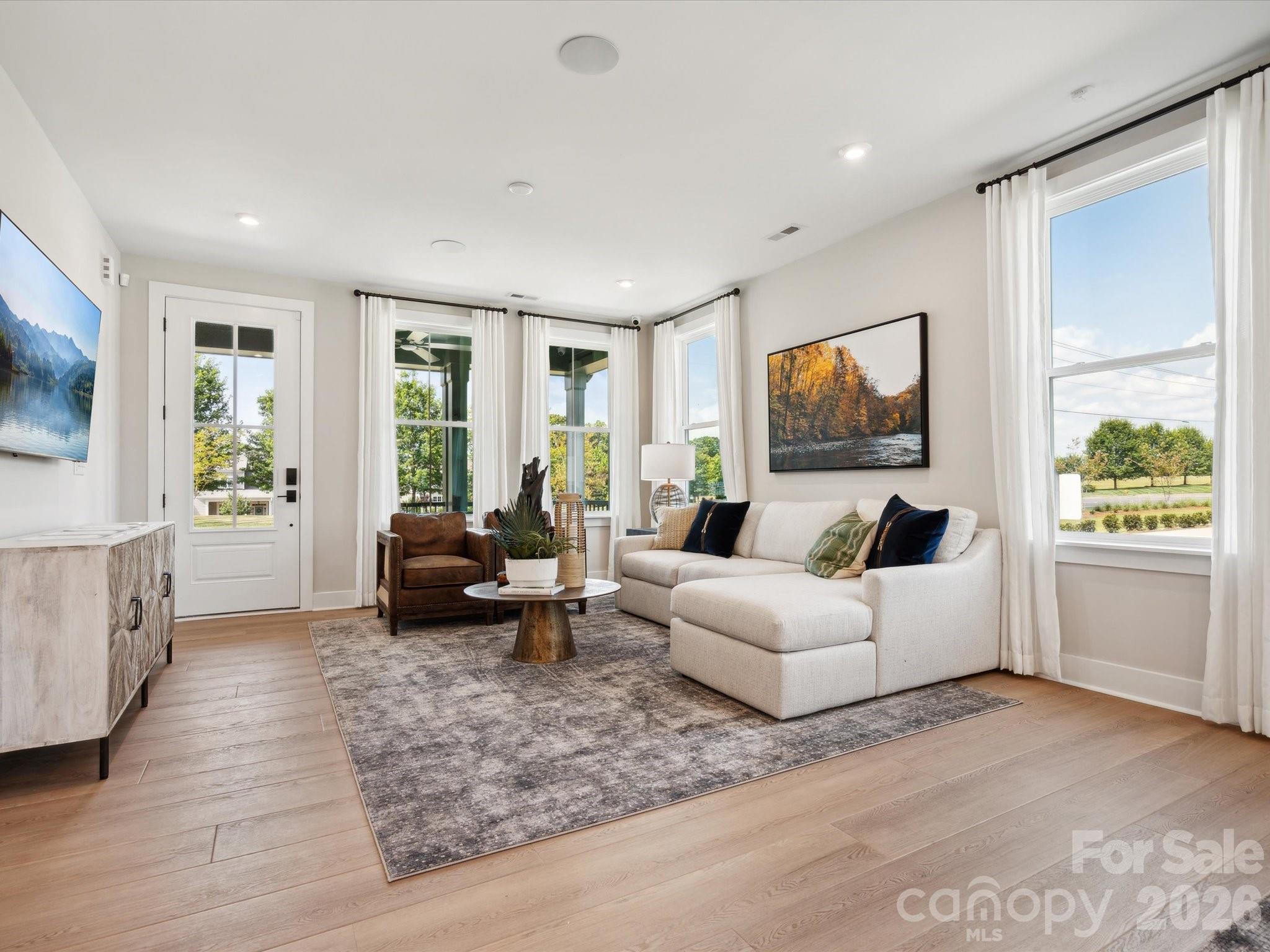 401 Fenton Drive