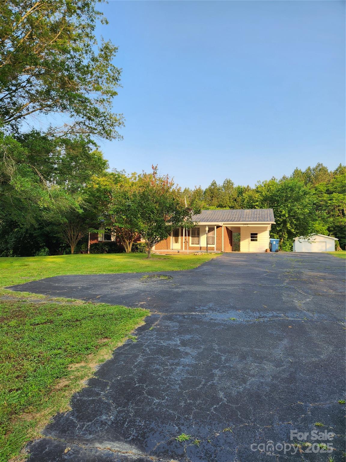 490 S Moose Road