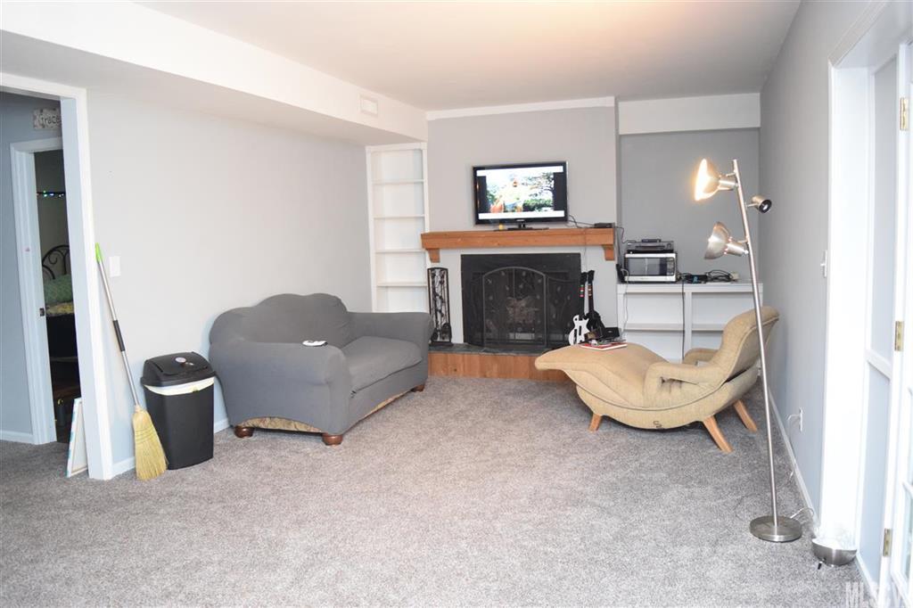 Hickory Woods - Residential