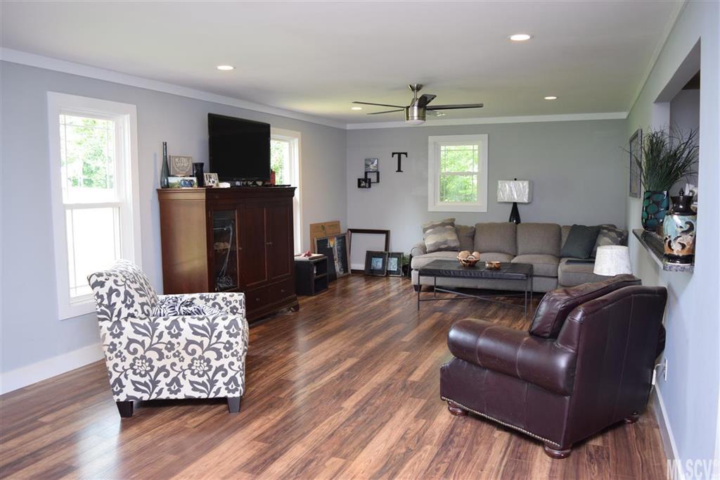 Hickory Woods - Residential