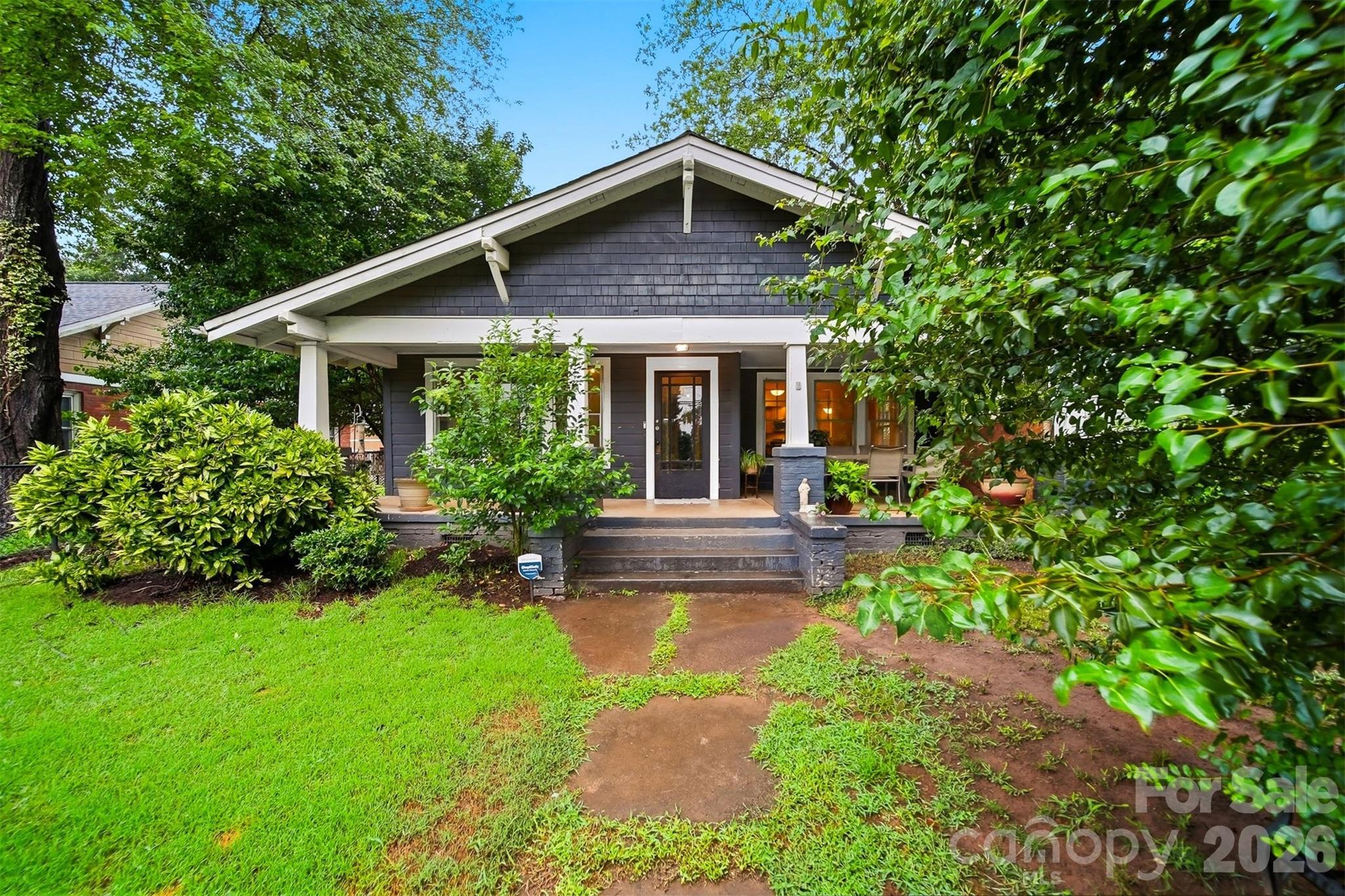 211 Lenoir Street