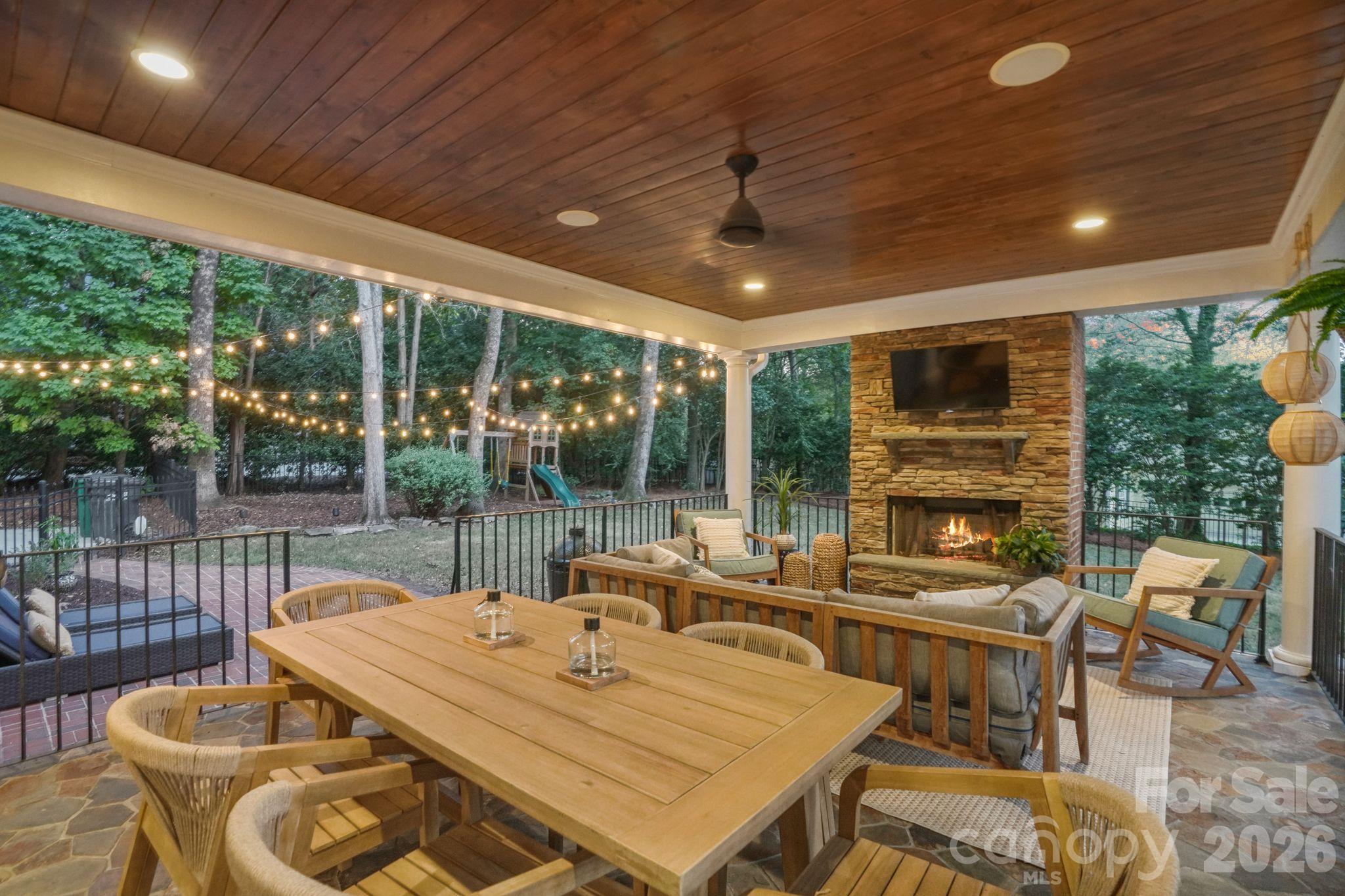 4800 Rockview Court