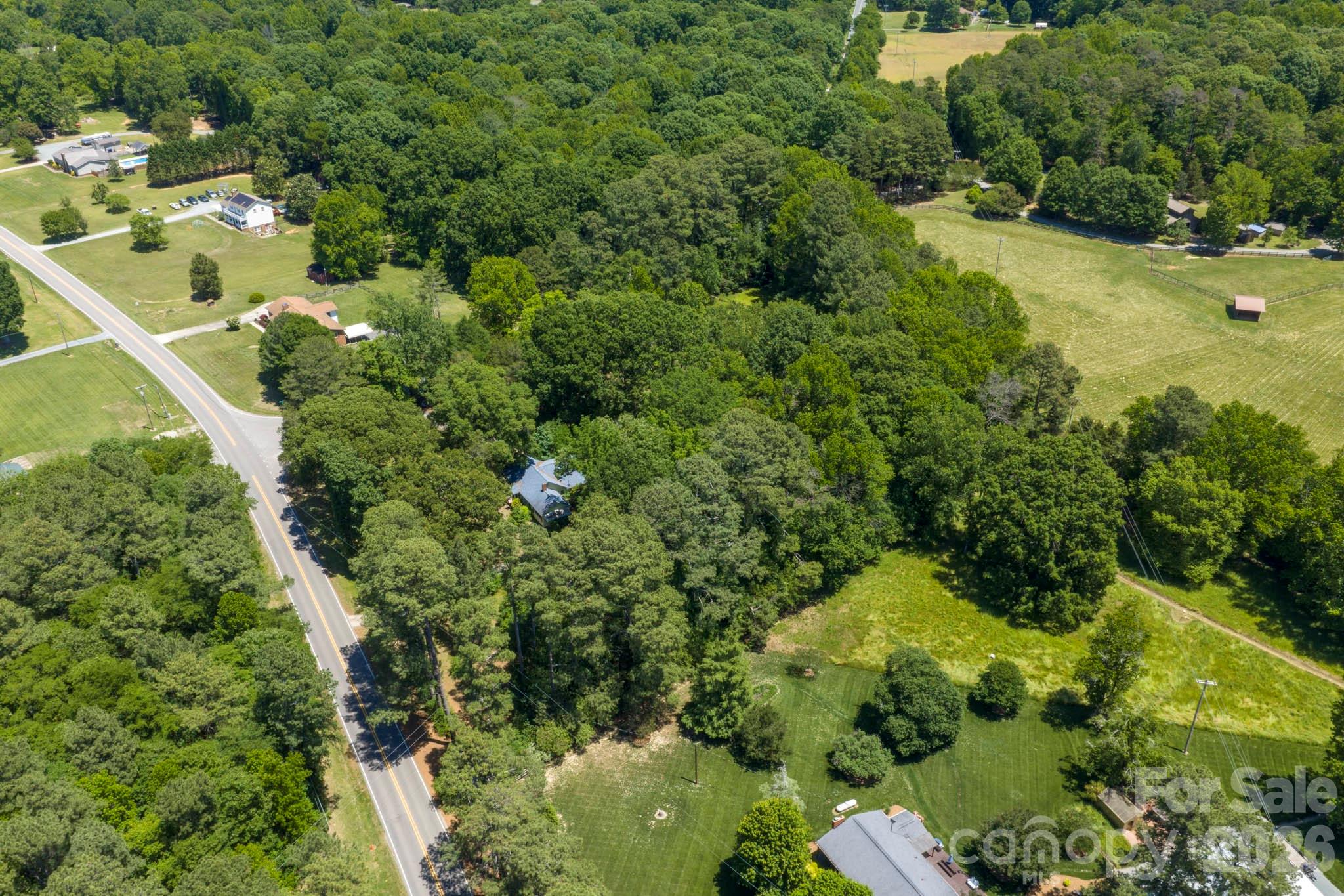 5219 Crow Road