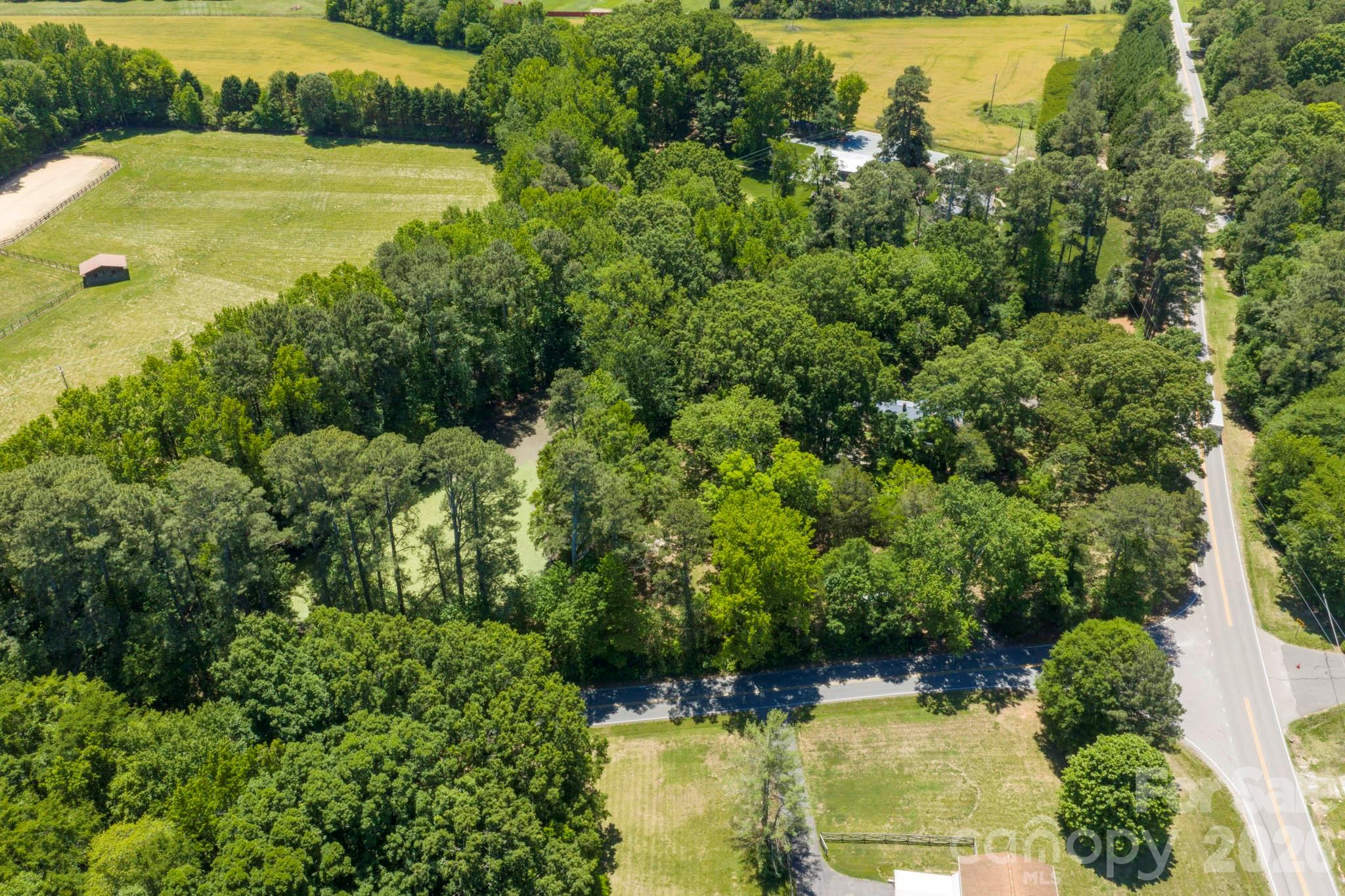 5219 Crow Road
