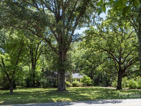 Photo of 5219 Crow Road, Mineral Springs, NC 28112 (MLS # 4381934)