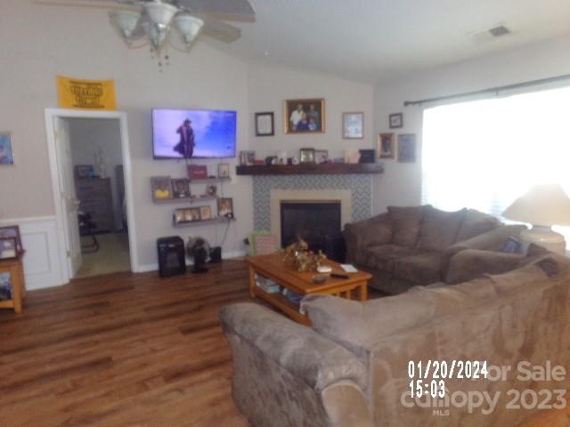 Pinebrook - Residential