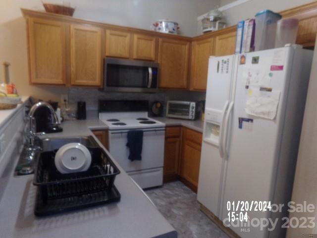 Pinebrook - Residential