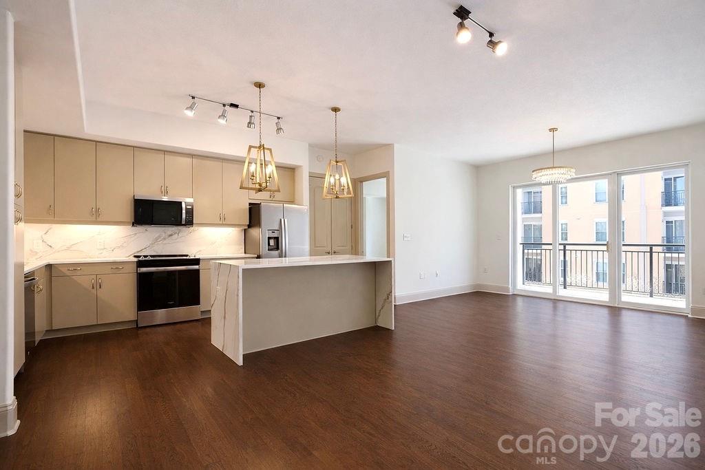 Piedmont Row - Residential