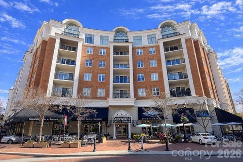 Photo of 4620 Piedmont Row Drive, Charlotte, NC 28209 (MLS # 4359975)