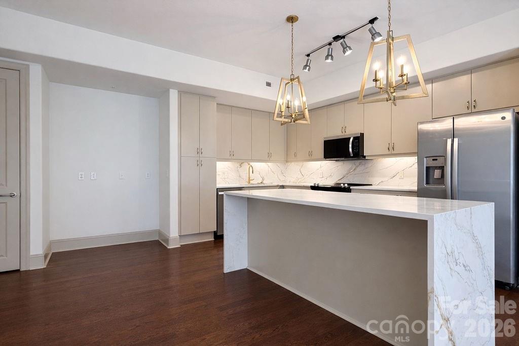 Piedmont Row - Residential