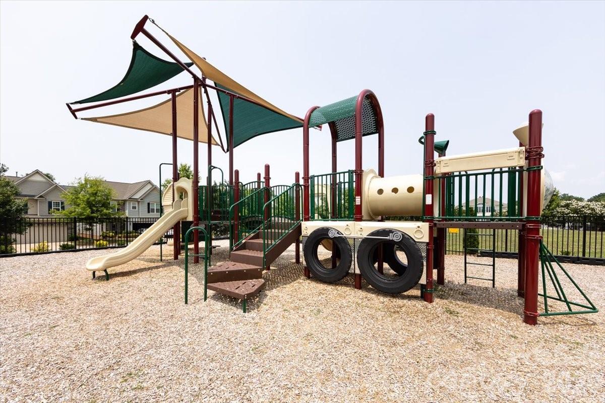 Park South Station - Residential