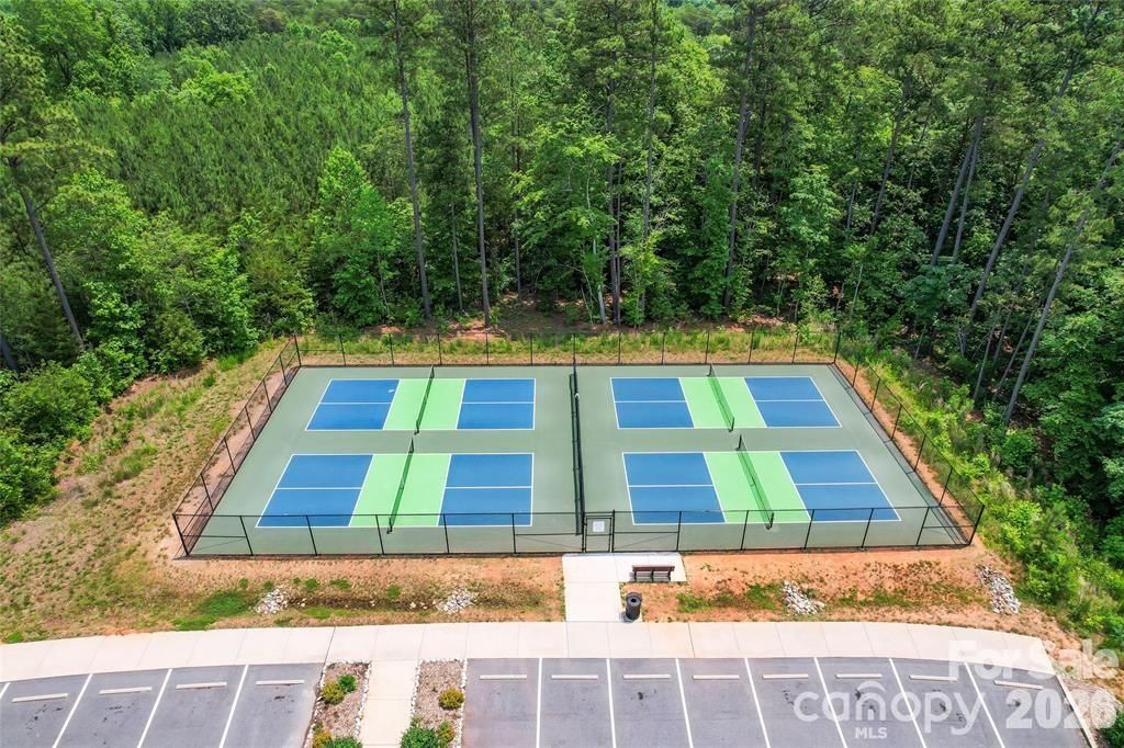 Mountain Creek Ridge - Residential