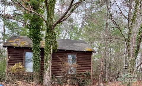 A home in Lenoir