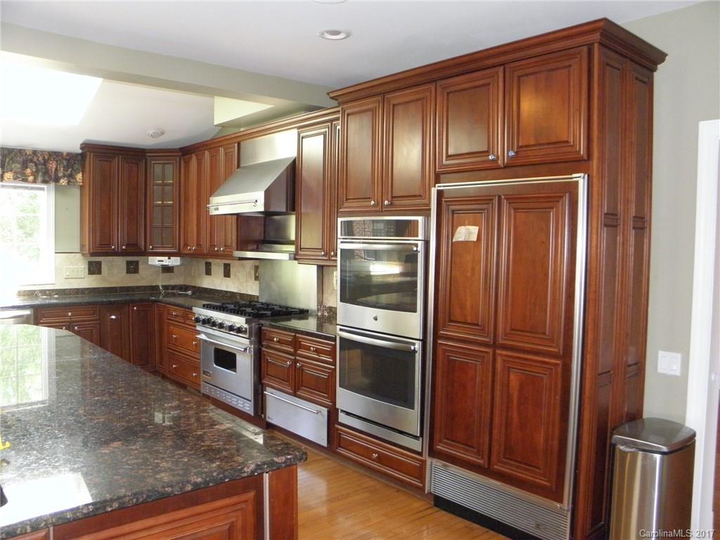 Country Club Estates - Residential