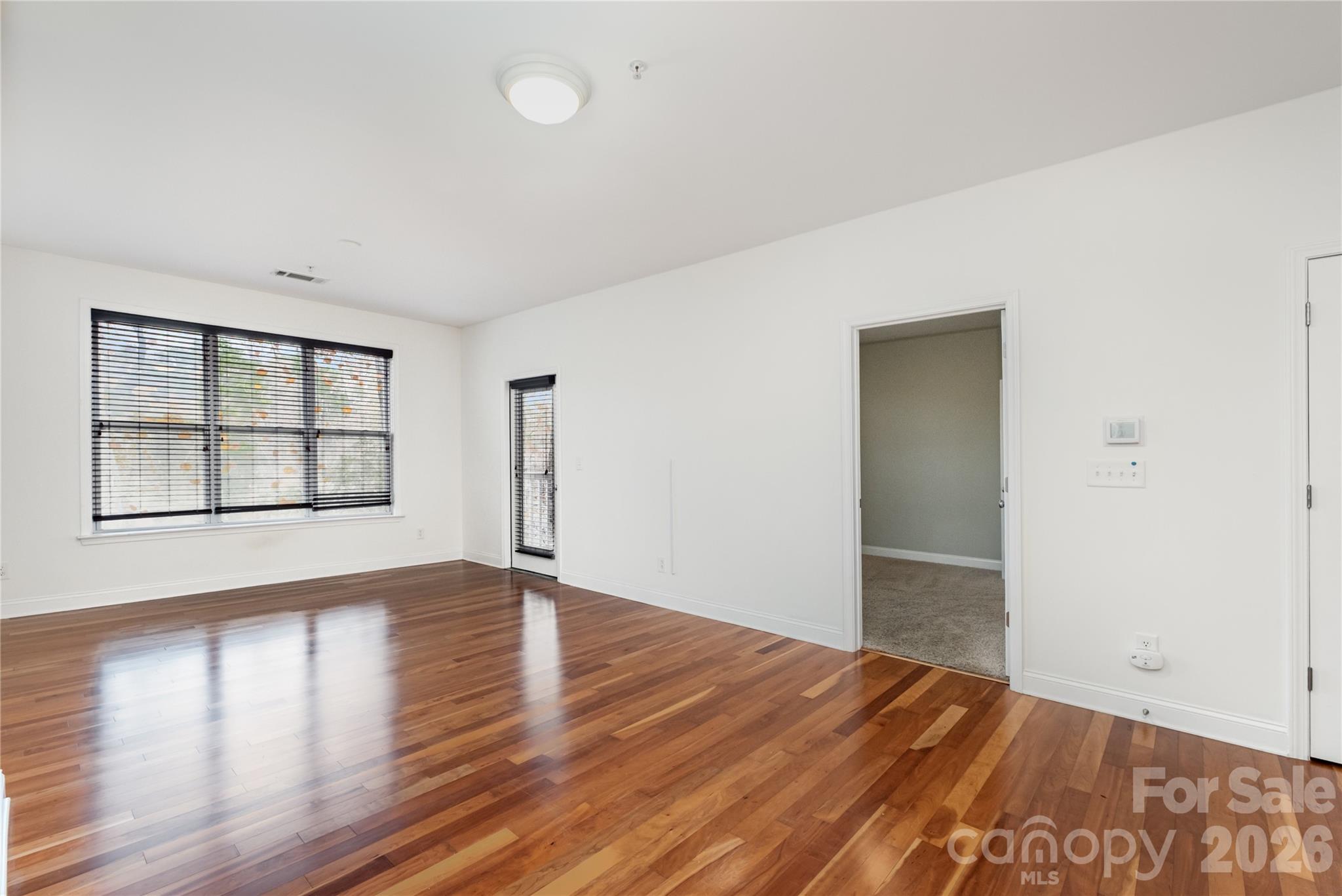 1000 E Woodlawn Road 217