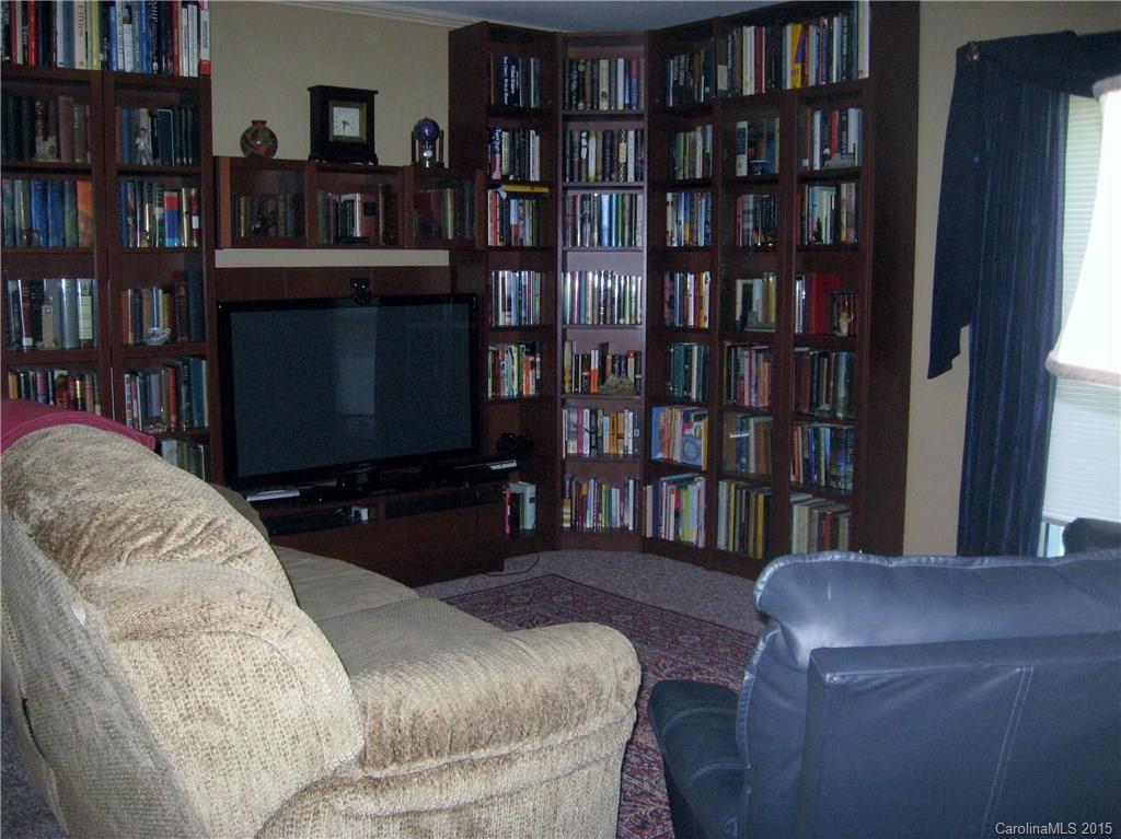 Caroline Acres - Residential