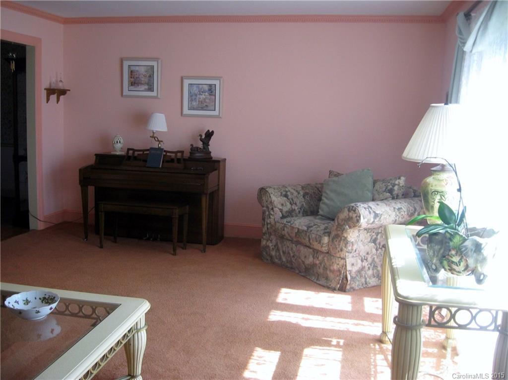 Caroline Acres - Residential