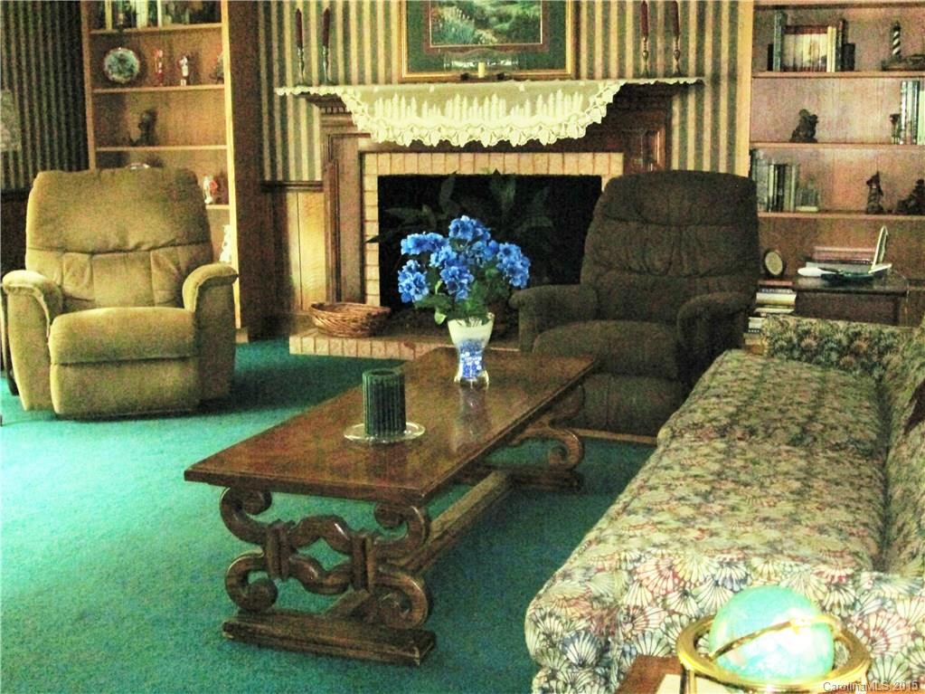 Caroline Acres - Residential