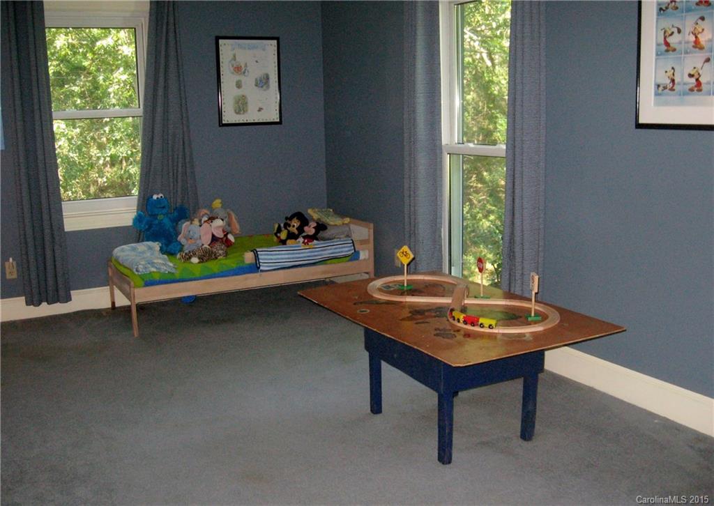 Caroline Acres - Residential