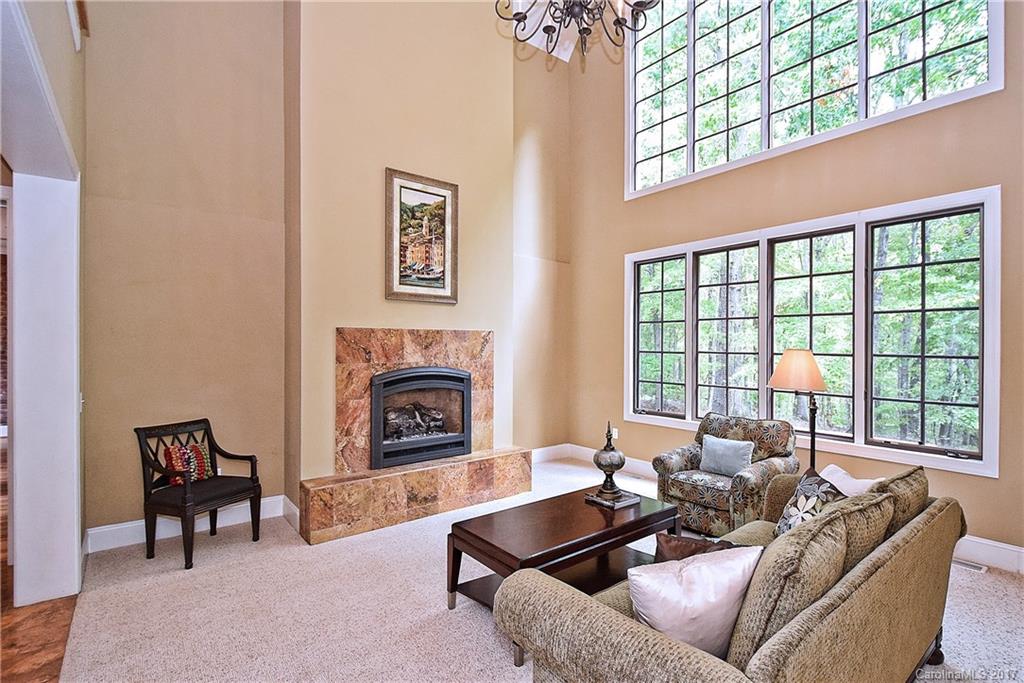 Hamilton Crest - Residential