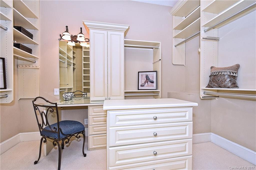 Hamilton Crest - Residential