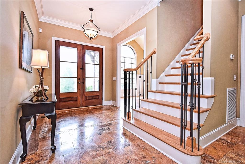 Hamilton Crest - Residential