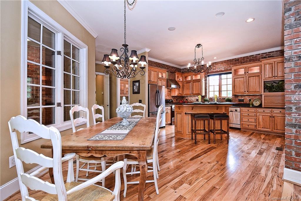 Hamilton Crest - Residential