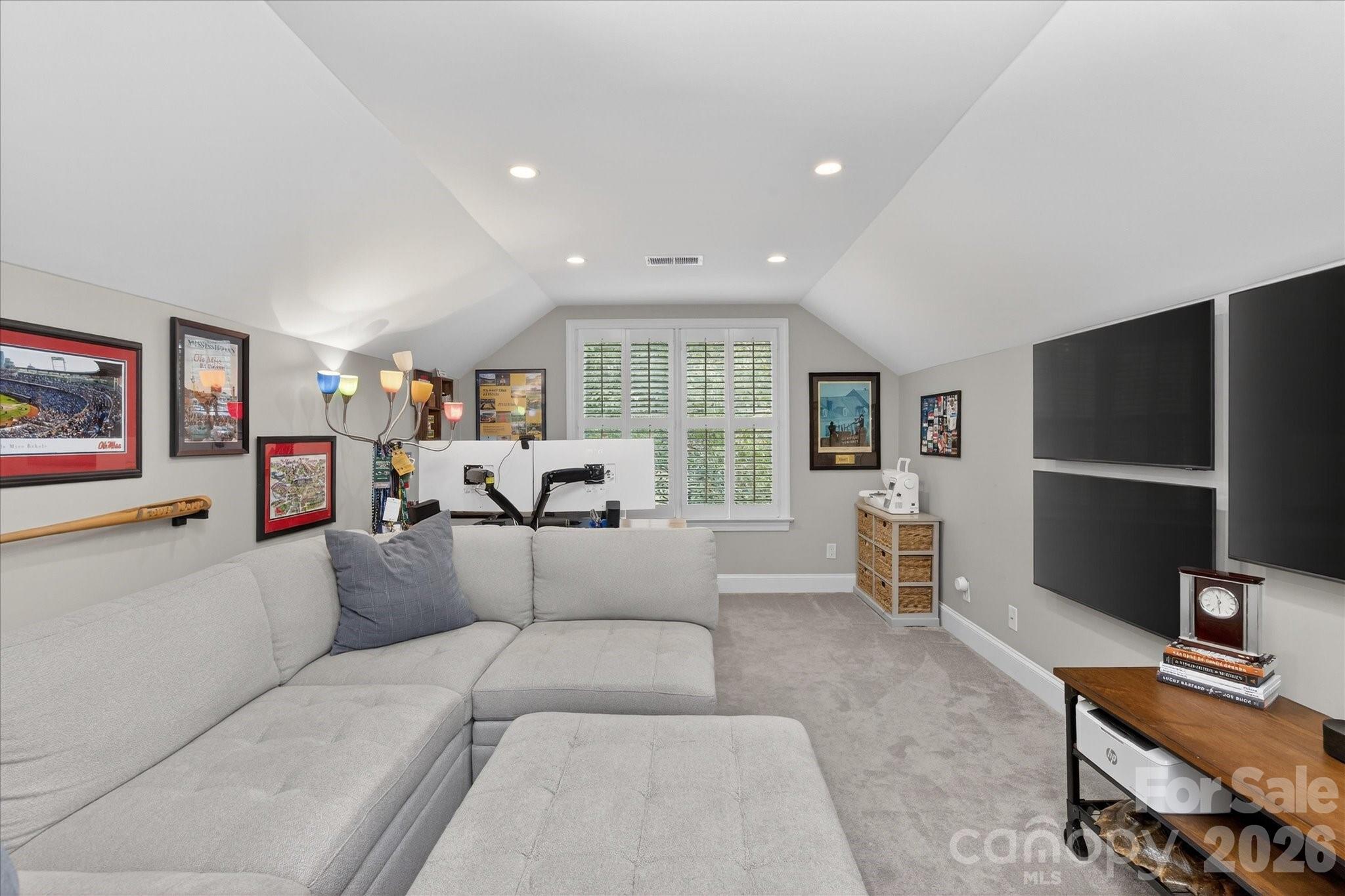 Beverly Crest - Residential