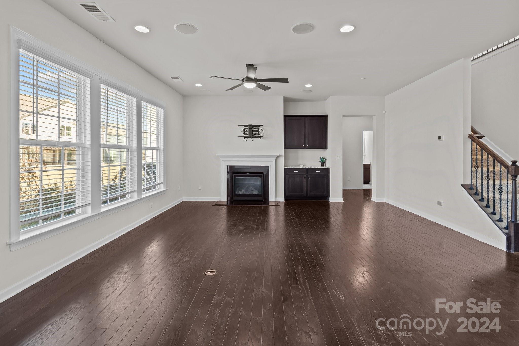 Allen Mills - Residential