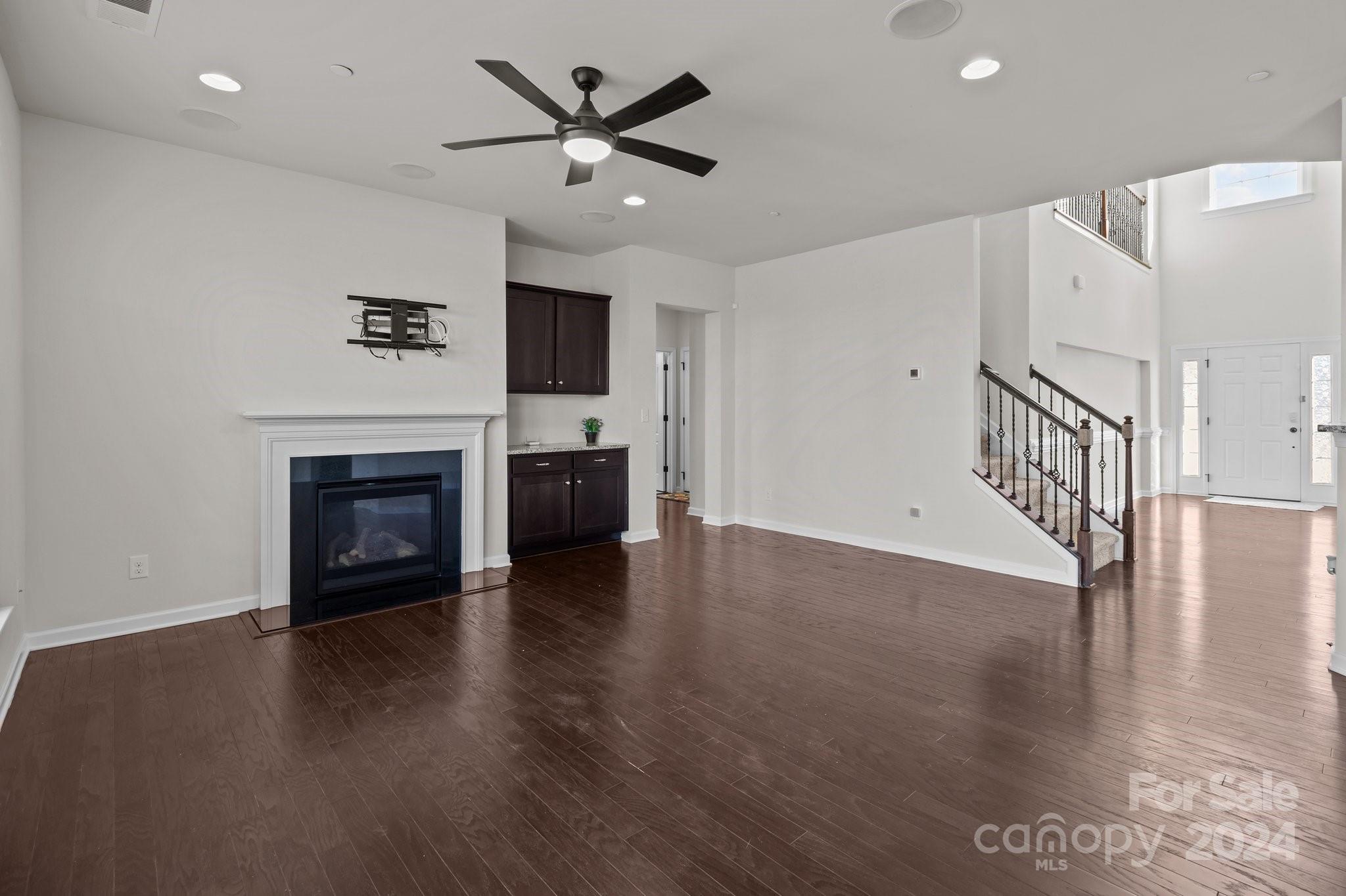 Allen Mills - Residential