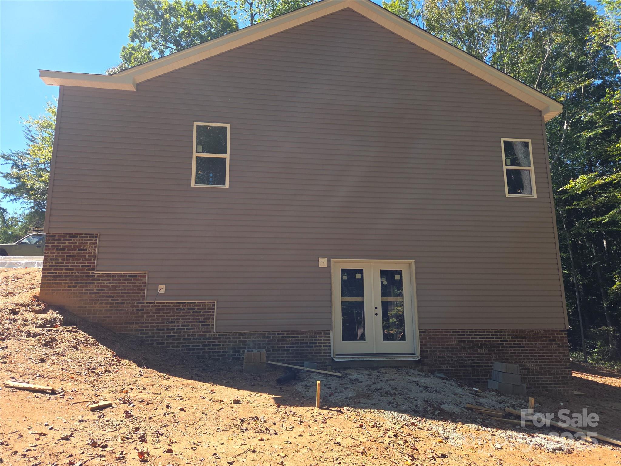 126 Meadowfall Lane
