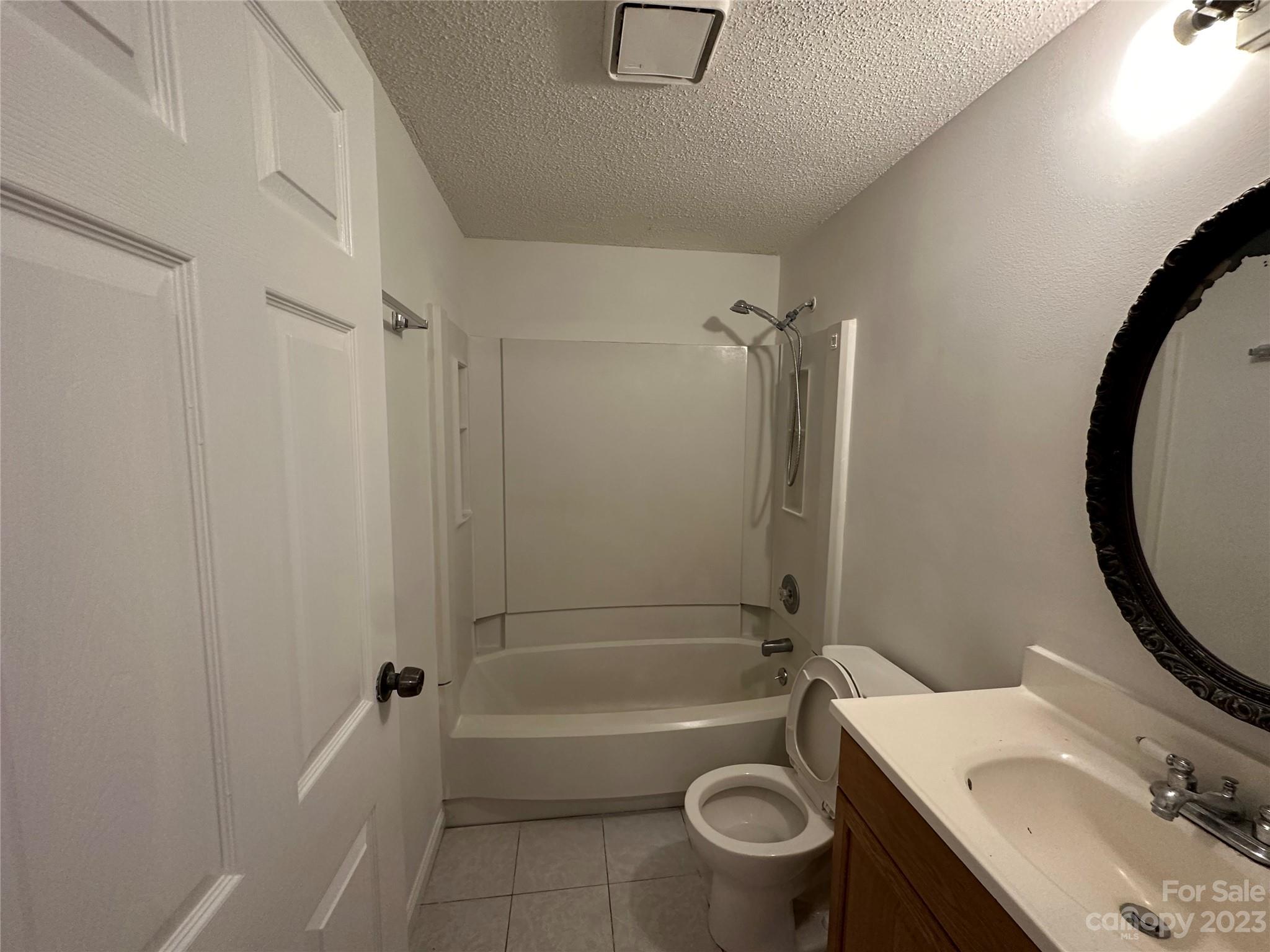 Waterford Townhomes - Residential