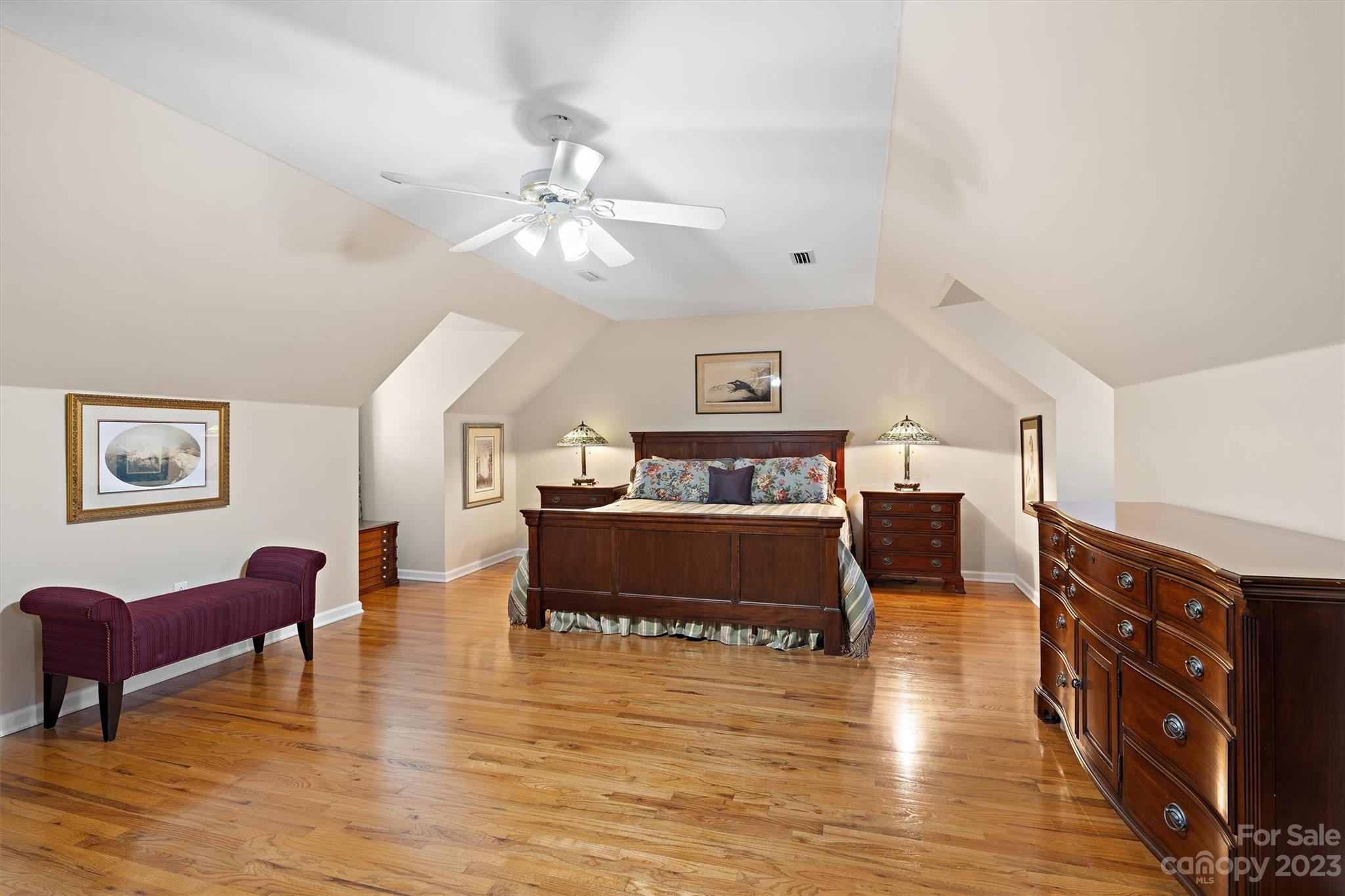 Iswa Point - Residential